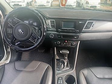Kia Niro: 2018 г., 1.6 л, Автомат, Гибрид, Кроссовер