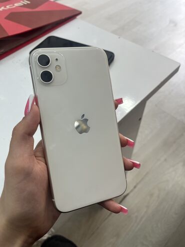 телефон 2013 11 12 флай: IPhone 11, 128 ГБ, Белый, Face ID