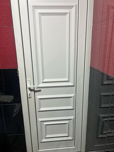 Plastik pəncərələr: Ağ rəngli plastik pəncərəler 1kv 55 manat
qapılar 90 manat — 13