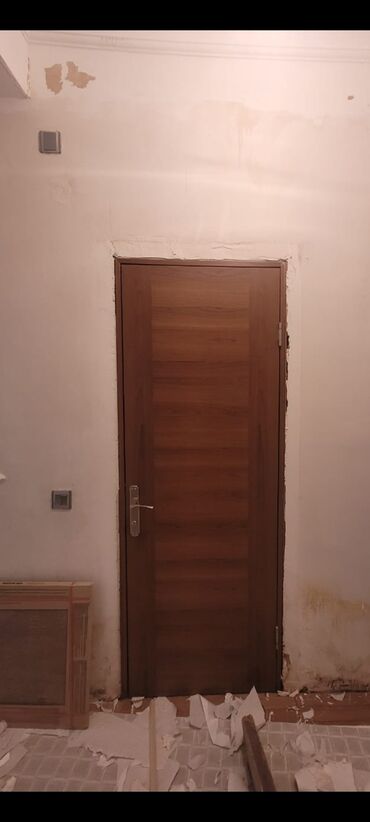 Двери и комплектующие: Дерево Межкомнтаная дверь 90х205 см, Б/у, Без гарантии, Платная установка