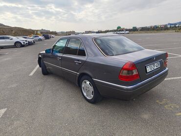 Mercedes-Benz: Mercedes-Benz C 180: 1.8 l | 1995 il Sedan — 6