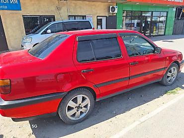 skoda rapid 2012: Volkswagen Vento: 1996 г., 1.8 л, Механика, Бензин, Седан — 4
