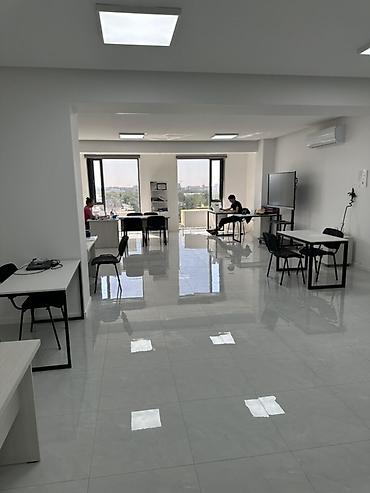 площадь: Аренда офисов, 92 м², В бизнес центре, 1 линия — 1