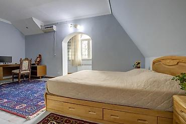 Долгосрочная аренда домов: 500 м², 7 комнат, Евроремонт, Кондиционер, Бронированные двери at lalafo.kg — 13 Долгосрочная аренда домов: 500 м², 7 комнат, Евроремонт, Кондиционер, Бронированные двери — 13