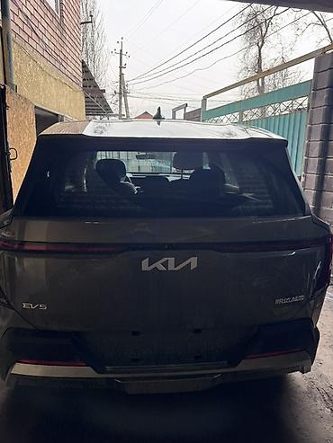 Kia: Kia EV5: 2024 г., Кроссовер — 6
