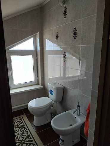 Продажа коттеджей и домов: 🏡 продаётся особняк в чолпон-ате! 🏡 📍 район семетей (выше поста гаи — 17