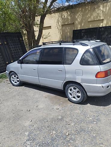 баа: Toyota Ipsum: 1996 г., 2 л, Автомат, Бензин, Вэн/Минивэн — 4