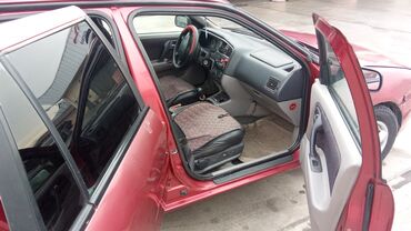 Nissan: Nissan Primera: 2000 г., 2 л, Механика, Газ, Универсал — 8
