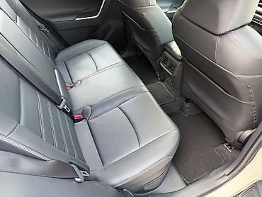byd e2 2025: Toyota RAV4: 2020 г. — 7