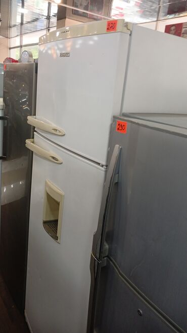 Separatorlar: 2 qapılı Beko Soyuducu Satılır, rəng - Ağ, Dispenserli