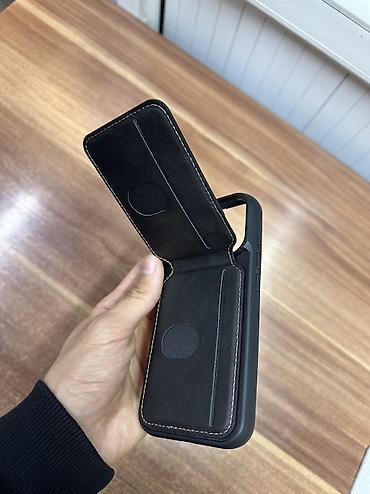 iphone 17 plus: Шикарный и очень удобный чехол+визитница в чёрном цвете на Айфон 17 — 3