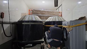 мобильная кухня: Тандыр передвижной на колёсах С газовой горелкои и на угле Удобен в — 8