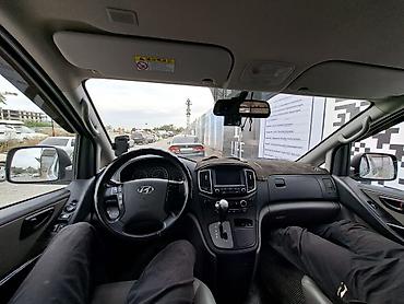 w210 e320: Hyundai Starex (H-1) белого цвета — вместительный пассажирский — 3