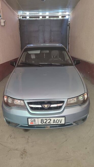 Daewoo: Daewoo Nexia: 2010 г., 1.5 л, Механика, Бензин, Седан