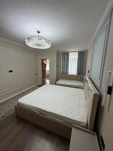 Продажа коттеджей и домов: Продается Дом В районе Арча- Бешик ( 800м от нового стадиона) Район — 10