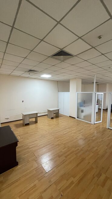 аренда помещения для швейного цеха: Сдаю Офис, 50 м², В бизнес центре, С юридическим адресом
