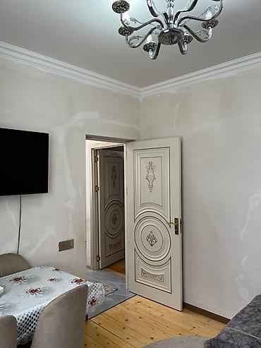 Divanlar: Künc divan, Bazalı, Parça — 2