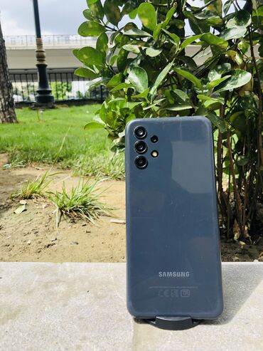 samsung j2 2018: Samsung Galaxy A13, 32 GB, rəng - Boz, Düyməli, Barmaq izi, Face ID