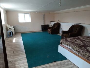 Uzunmüddətli kirayə evlər: 100 kv. m, 3 otaqlı, Kommunal xətlər qoşulmayıb — 8