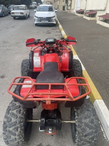 Kvadrosikllar: 200 sm3, 2022 il, 2900 km — 5