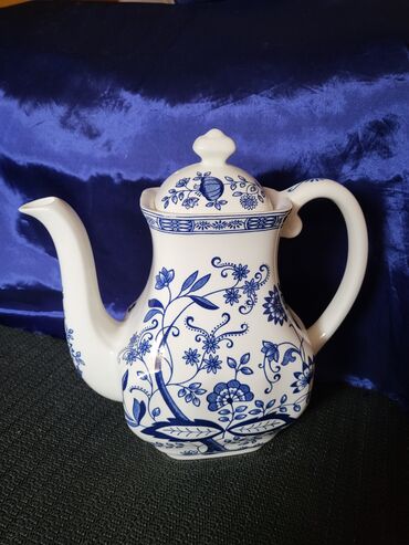 Čajnici: Bokal nov,cvibl mustra engleski Wedgwood iz 70ih.god. Nov bokal,sve — 4