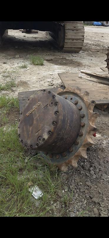 traktor ehtiyat hiseleri: Volvo 210 ekskavatorun ustden cixma bartavoyudu 21-24 tonnajli — 1