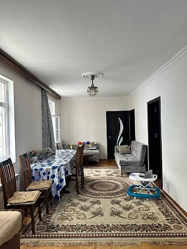 sibrizde evler: Həyətyanı fərdi yaşayış evi- Xırdalan şəhərində27 məhəllə, su — 9