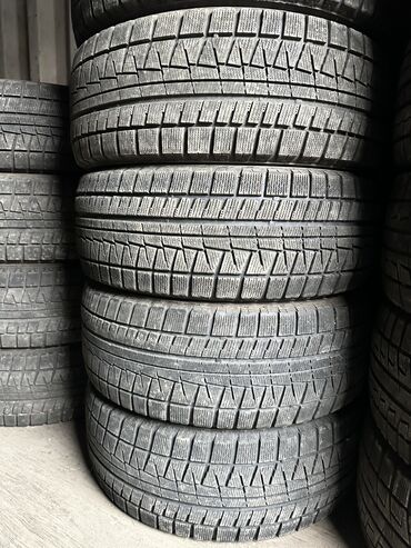 Шины: Шины 225 / 55 / R 17, Зима, Б/у, Комплект, Легковые, Япония, Bridgestone