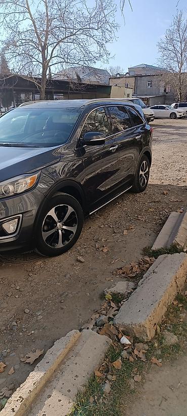 Kia: Salam.Masin ideal vəziyyətdədir.Bezkrasqadir.Dəyisən detali — 6