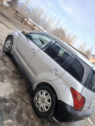 Другие автомобили: Компактный городской хэтчбек/минивэн с киргизскими номерами (KG, серия — 3