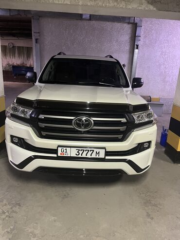 срочно продать машину: Toyota Land Cruiser: 2016 г., 4.6 л, Бензин, Внедорожник
