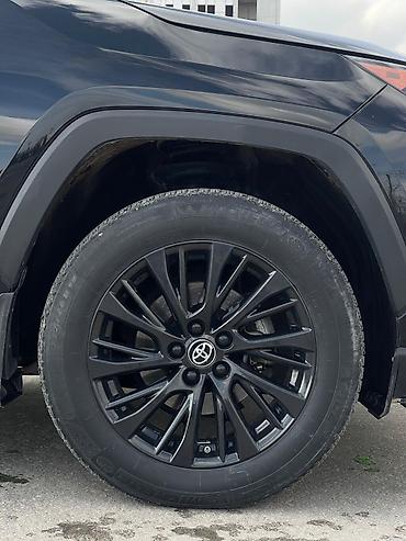 Toyota: Toyota RAV4: 2020 г., 2.5 л, Автомат, Бензин, Кроссовер — 10