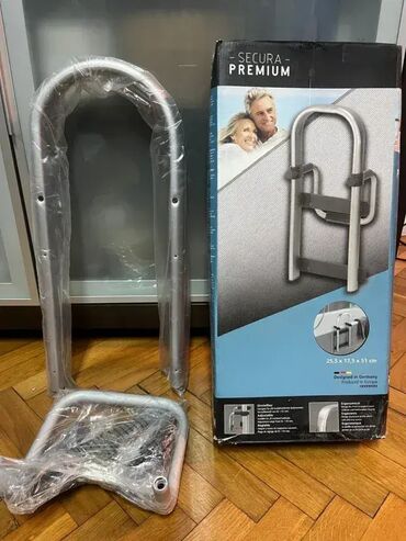 Ostale sanitarije: Wenko Secura Premium pomoćni držač za kadu. Materijal: Aluminijum na lalafo.rs — 6 Ostale sanitarije: Wenko Secura Premium pomoćni držač za kadu. Materijal: Aluminijum — 6