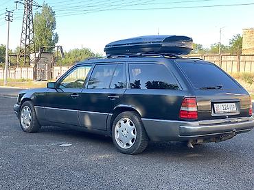 Mercedes-Benz: Mercedes-Benz E-Class: 1993 г. — 3