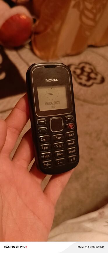 Nokia: Nokia 1, rəng - Qara, Düyməli