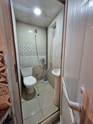 Uzunmüddətli kirayə evlər: Kirayə verilir. Ünvan: Yasamal, "Kaktus" adlanan ərazidə Qaz, Su — 6