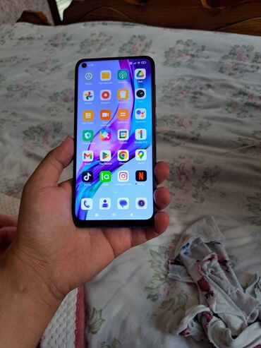 продать айфон 4: Xiaomi Redmi Note 9, 64 ГБ, цвет - Черный, 
 Отпечаток пальца