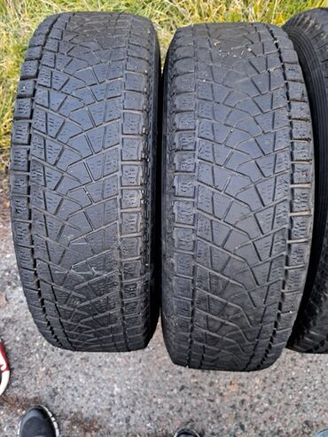 Шины: Шины 215 / 80 / R 16, Зима, Б/у, Комплект, Легковые, Япония, Bridgestone