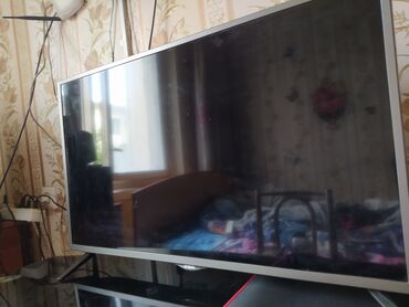 купить пульт от телевизора: 32-диагональ картинка свежая, хорошо передает цвета. Пульта нет