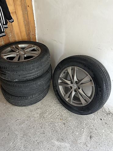 astra disk: 235/60 r18 disq teker qarisiq satilir cati svarkasi yoxdu. Michelin — 1
