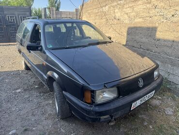 Volkswagen: Volkswagen Passat: 1991 г., 1.8 л, Механика, Бензин, Универсал