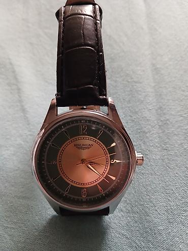 qol saatları ucuz: Saatlar təzədir və çox ucuz qiymətə satılır.şəkillərin atıb qiymətin — 5