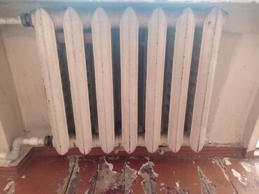 Radiatorlar: Tecılı 2 ədəd cugun Radiatoru satılır.
Əla vəziyyətdə.
Ünvan Yasamal