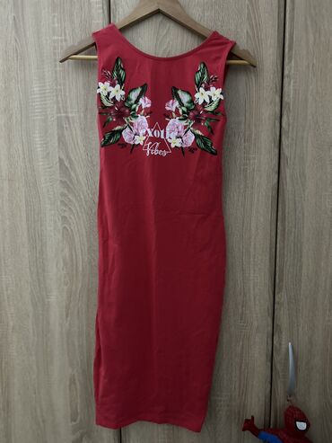 haljina s: S (EU 36), bоја - Crvena, Drugi stil, Na bretele