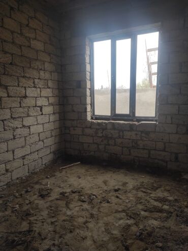 Həyət evləri və villaların satışı: Bakıxanov qəs. 4 otaqlı, 110 kv. m, Təmirsiz — 4