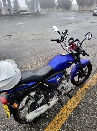 Mopedlər,skuterlər: Salam elim yandı M50 il 2022 10 min km Usdunde kaska hediyye — 1