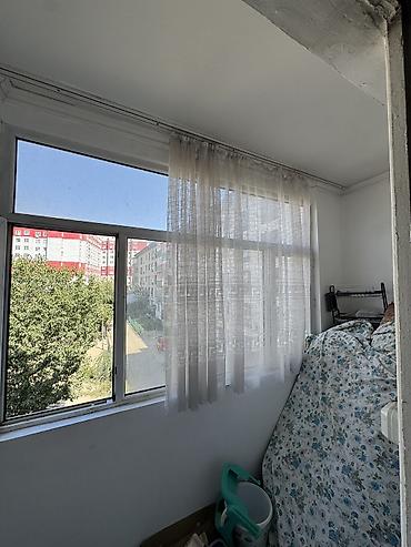 квартира за 50000 долларов: 3 комнаты, 65 м², Анар мкр., 106 серия, 3 этаж, Старый ремонт — 6