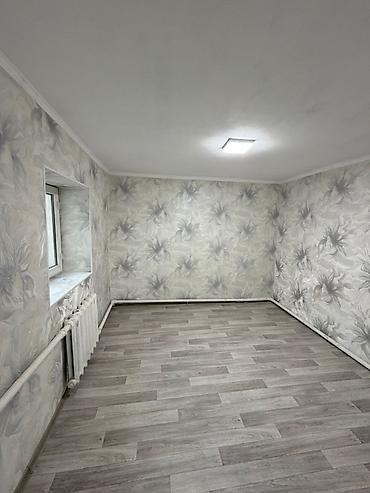 Продажа коттеджей и домов: 🏡 Продаётся уютный 2ком Времянка 📍 Бишкек, Карагачевая роща ✨ — 7
