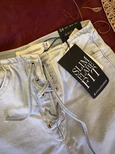jeans salvar: 34 olcu tep teze salvar etiketi de ustundedir 20 azn