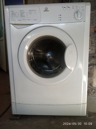 помпа на стиральную машину: Стиральная машина Indesit, Б/у, Автомат, До 5 кг, Компактная